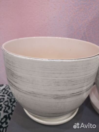 Кашпо -горшок для цветов