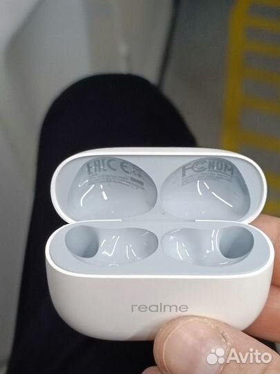 Наушники Realme buds t300