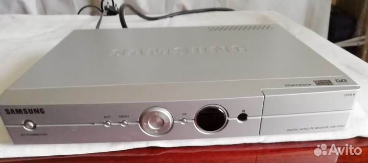 Цифровой спутниковый приемник Samsung DSB-S300V/DS