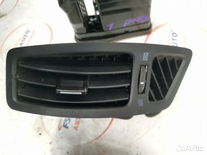 Дефлектор воздушный Kia Ceed 1.6 G4FC 2009