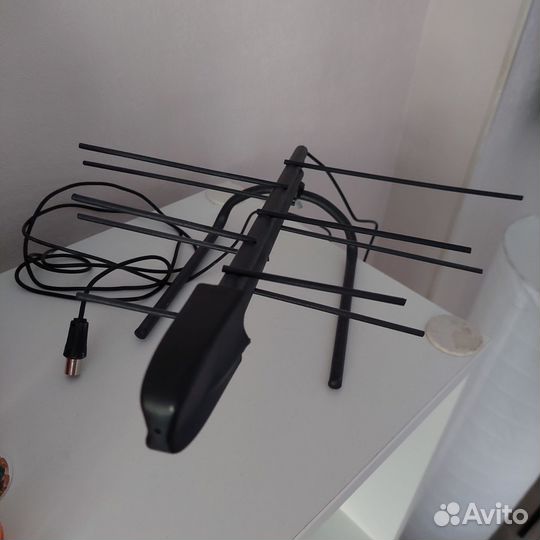 Антенна для телевизора комнатная для цифрового тв