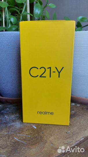 Коробка для телефона Realme C21