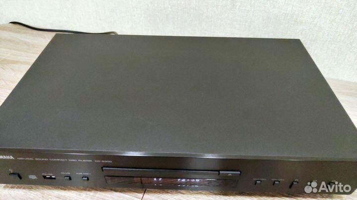 Сd-проигрыватель Yamaha CD-S300