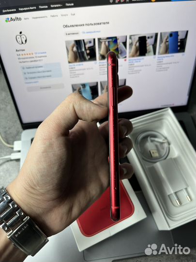 iPhone 11, 64 ГБ