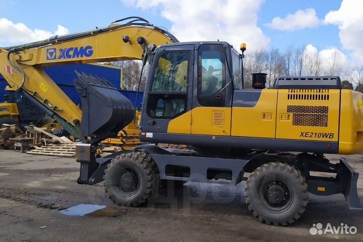 Колёсный экскаватор XCMG XE210WD, 2023