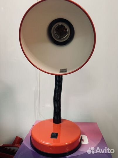 Лампа настольная Camelion