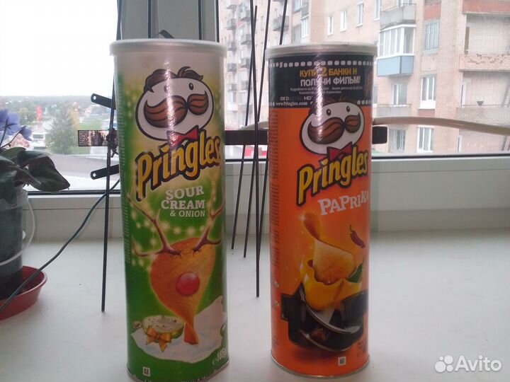 Банки от чипсов