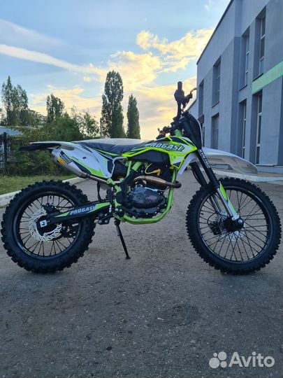 Мотоцикл Progasi Super Max 300. ZS175FMN. Кредит