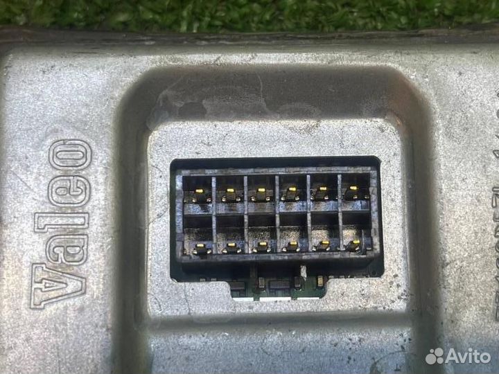 Блок розжига ксенона Volkswagen Touareg 7L 2006