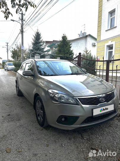 Kia Ceed 1.6 AT, 2011, 258 000 км