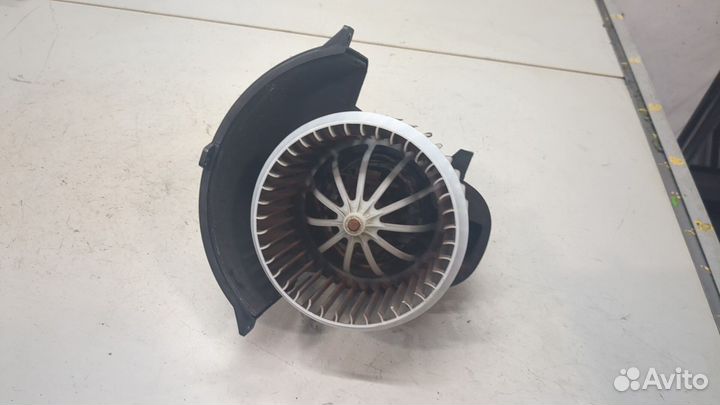 Двигатель отопителя Volkswagen Touareg, 2008