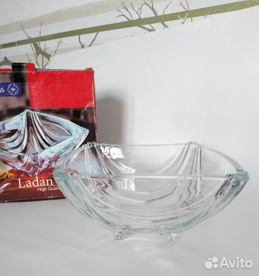 Салатник стеклянный большой