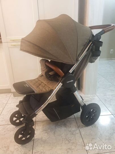 Коляска прогулочная