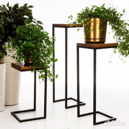 Подставка под цветы металлическая