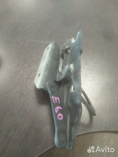 Петля багажника Bmw 525I E60 N52B25AF 2006