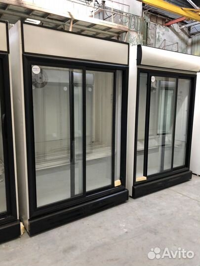 Холодильный шкаф объем 1100л