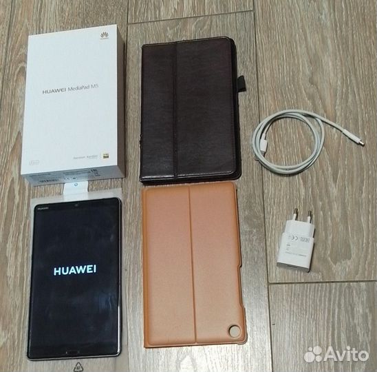 Планшет Huawei MediaPad M5 8.4