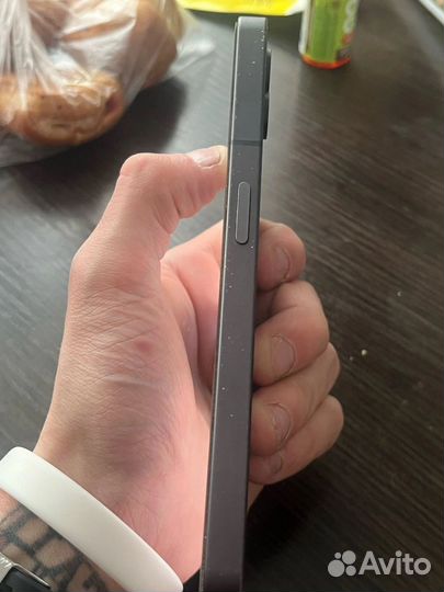 Nothing Phone 1, 8/256 ГБ