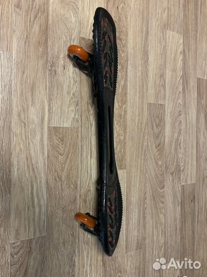 Скейтборд (роллерсерф)