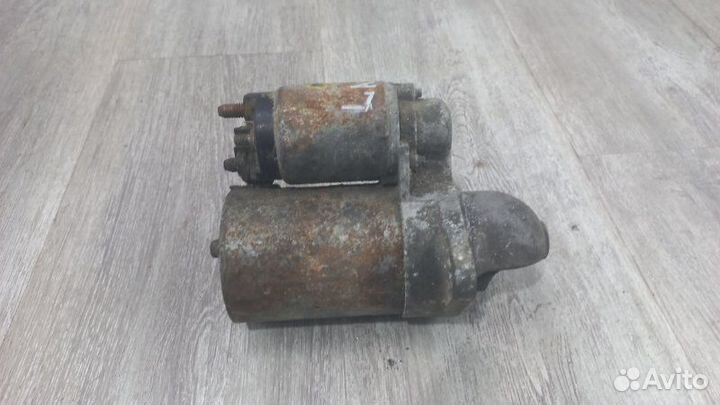 Стартер Mitsubishi Lancer 6 1990