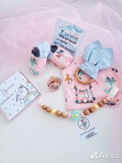 Подарок на выписку, грызунок, держатель пустышки