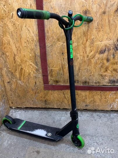 Трюковой самокат Hipe