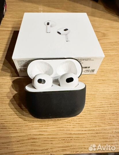 Беспроводные наушники apple airpods 3