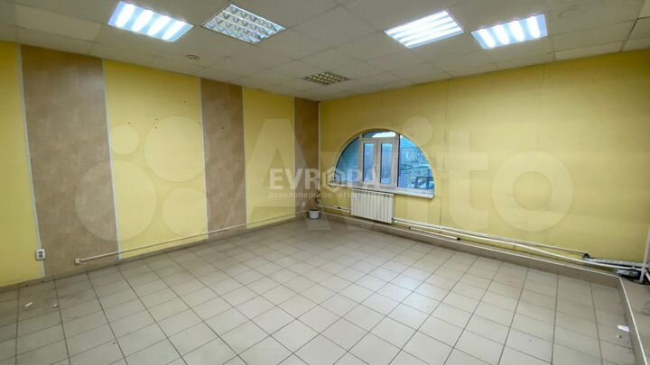 Помещение 23 и 28 кв м