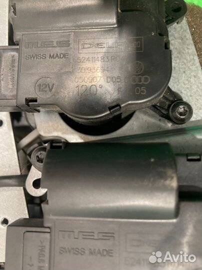 Моторчик заслонки отопителя Volkswagen Touareg 7L6