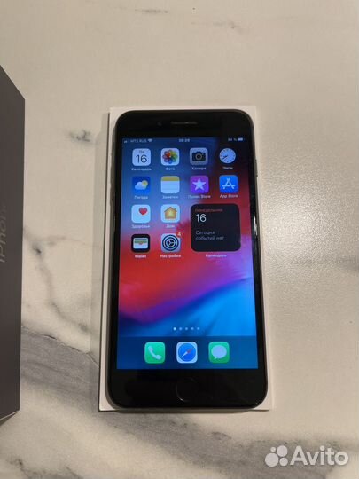 iPhone 8 Plus, 64 ГБ