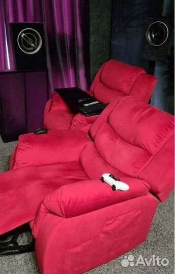 Кресло для дома в велюре