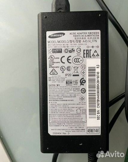 Samsung 28