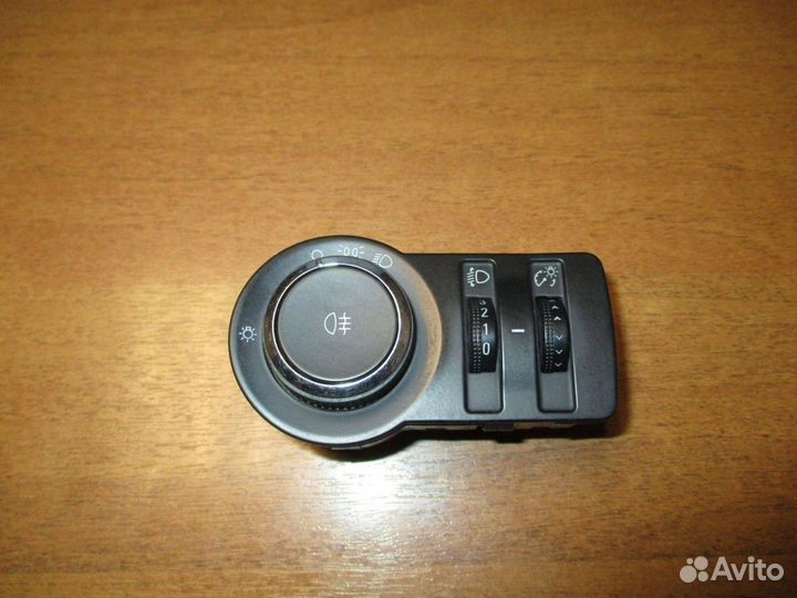 Переключатель света фар Chevrolet Cruze (J300)