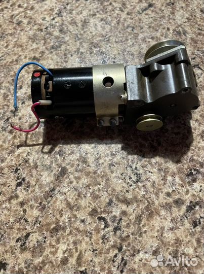 Электродвигатель с регулятором дпр-12-2