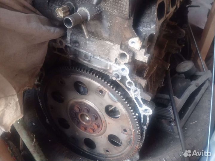 Двигатель 2 azfe