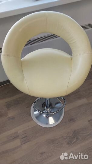 Барный стул