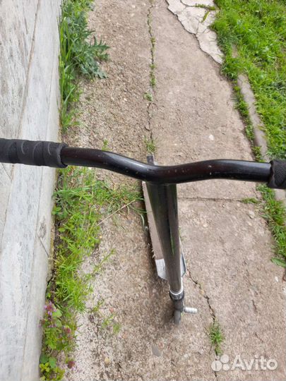 Самокат трюкавой