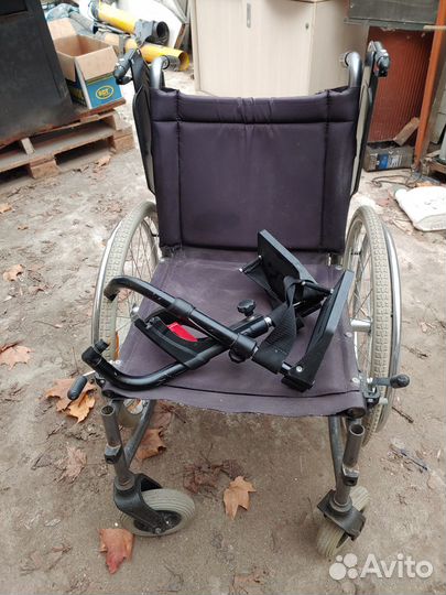 Инвалидное кресло-коляска Dietz Caneo B