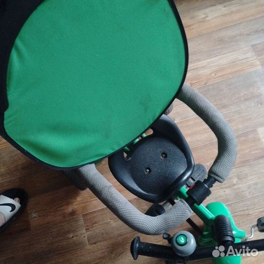 Детский трехколесный велосипед бу