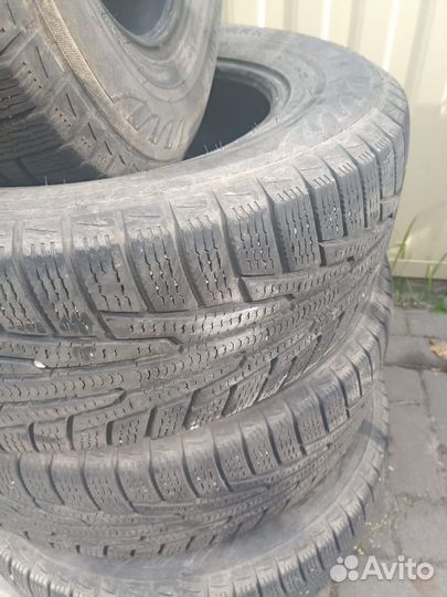Nokian Tyres Hakkapeliitta R 215/65 R16
