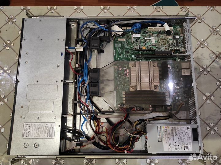 1U Сервер Intel R1304btlshbn Е3-1220 8gb Raid