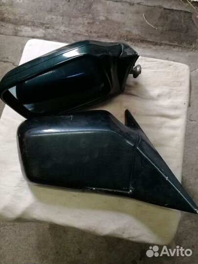 Зеркало заднего вида