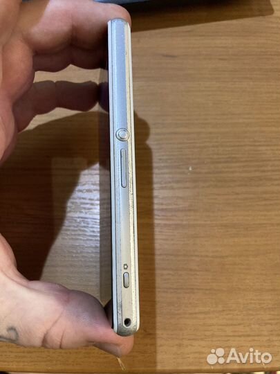 Sony Xperia Z1 Compact, 2/16 ГБ
