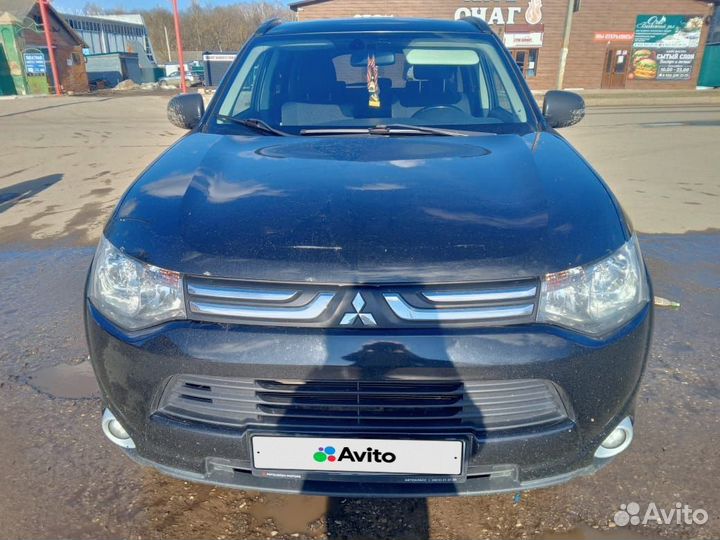 Mitsubishi Outlander 2.4 CVT, 2013, 216 400 км