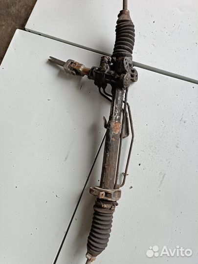 Рейка рулевая Volkswagen Passat B3