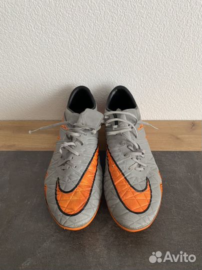 Футбольные бутсы nike hypervenom