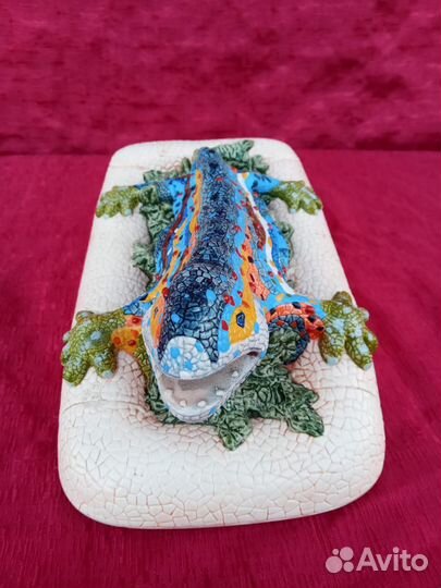 Скульптура хамелеона. Живопись, ручная раб. Авто