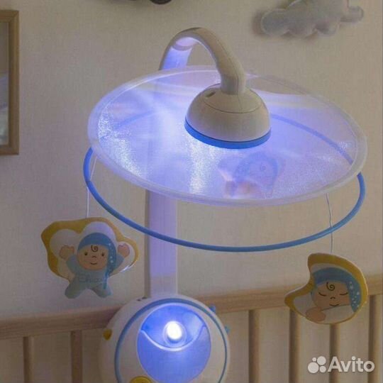 Мобиль на кроватку chicco