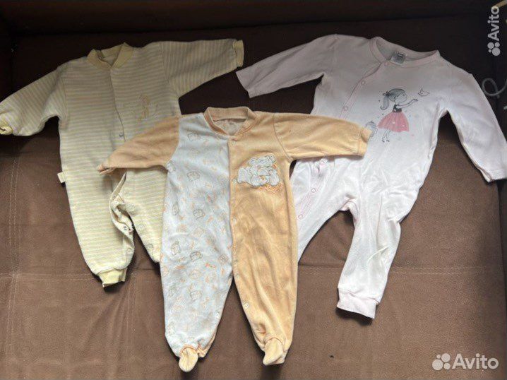Вещи на девочку до года