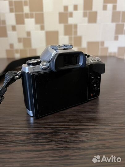 Фотоаппарат Olympus om-d e-m10